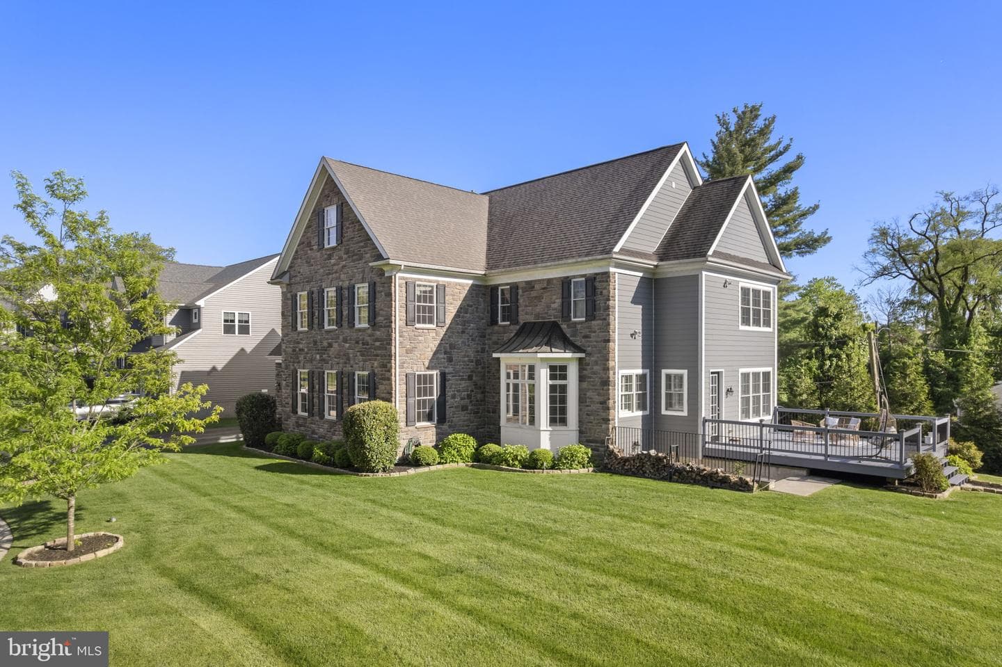 217 Harvard Road photo 2