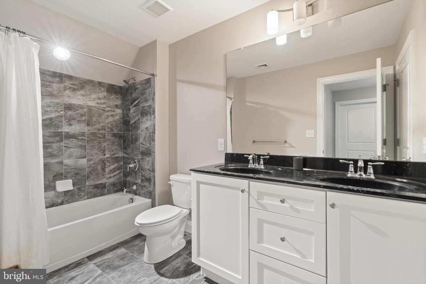 217 Harvard Road photo 35