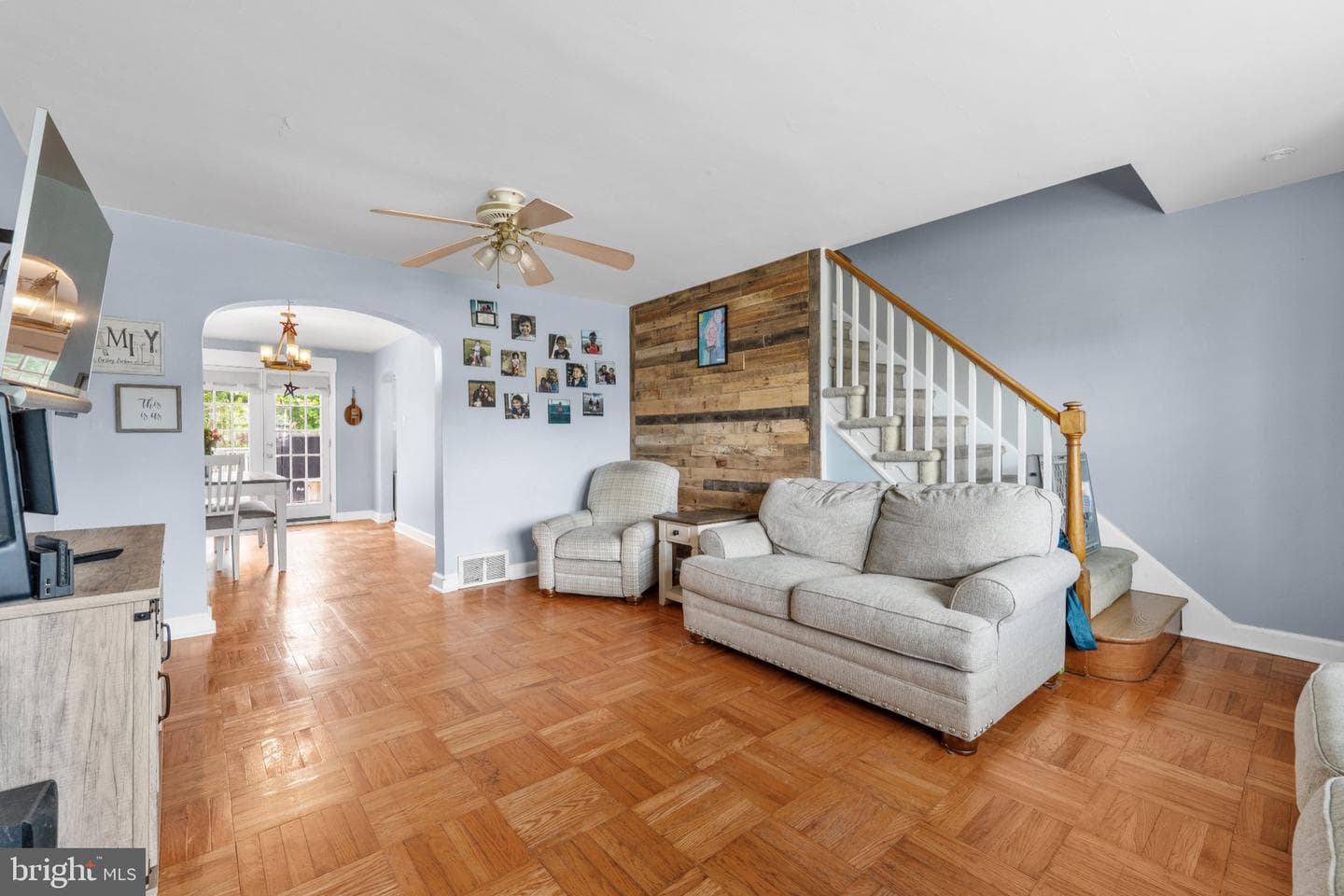 507 Perry Street photo 5