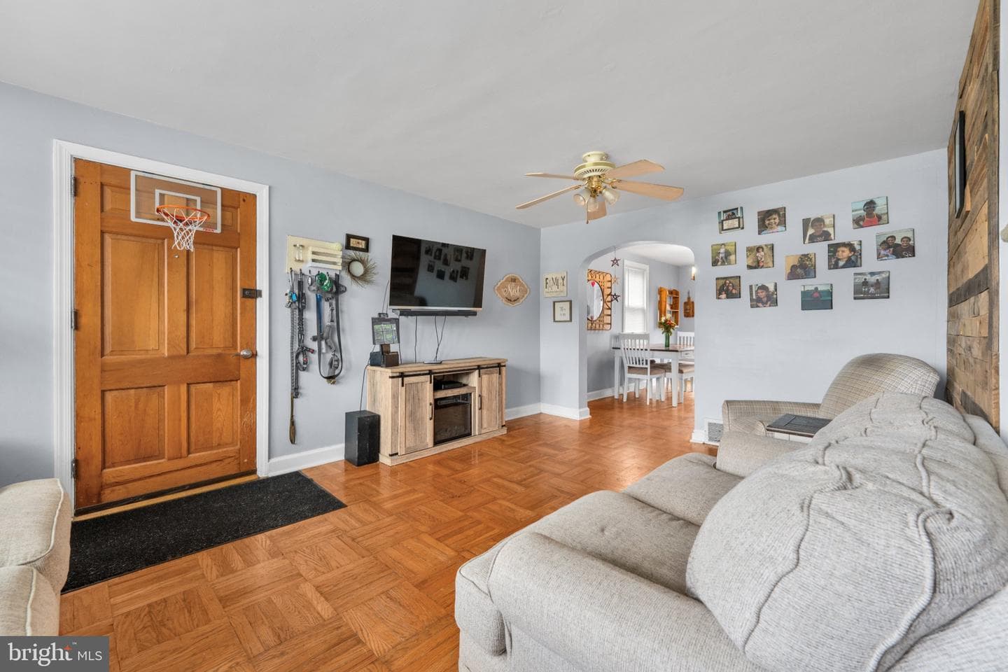 507 Perry Street photo 6