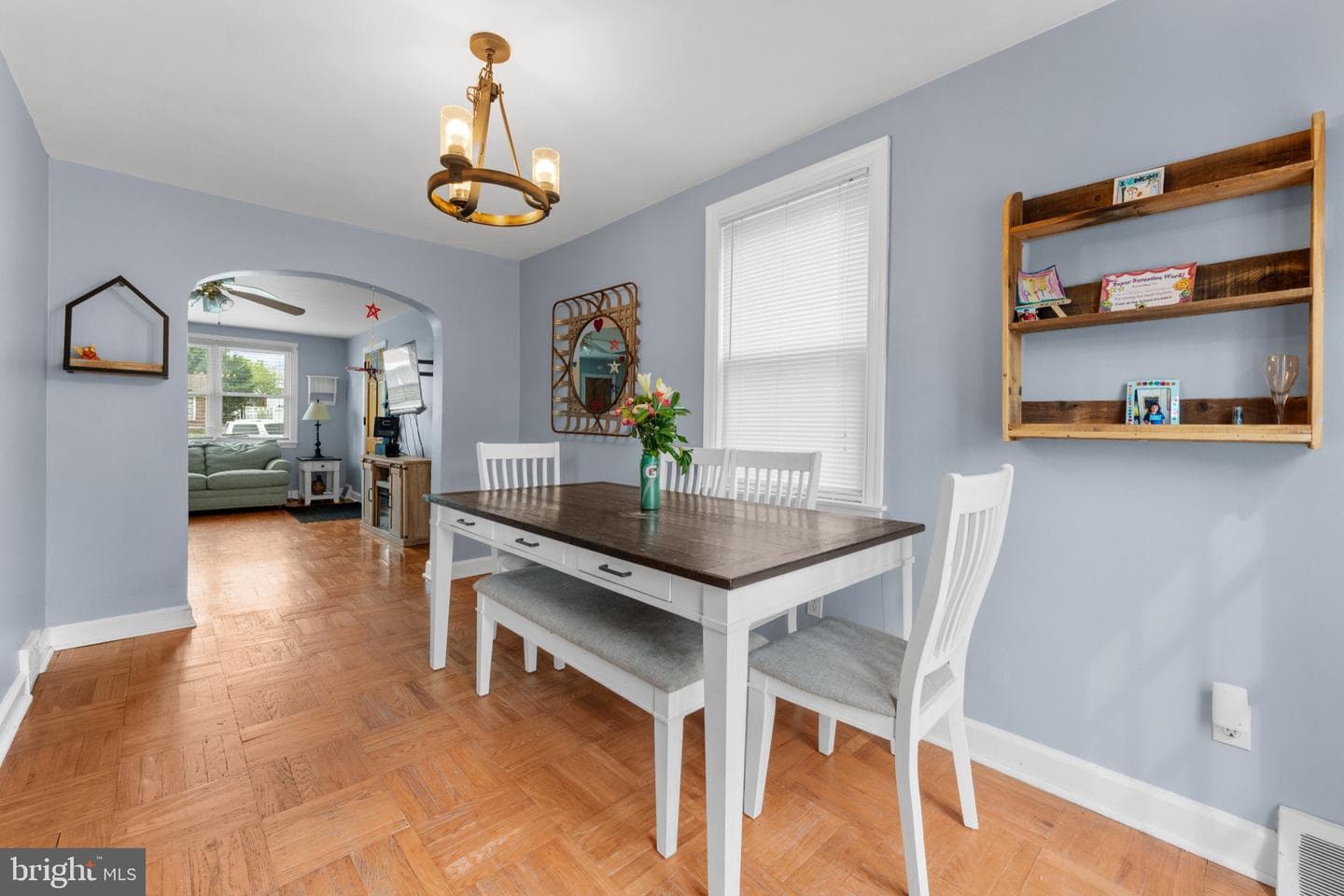 507 Perry Street photo 8