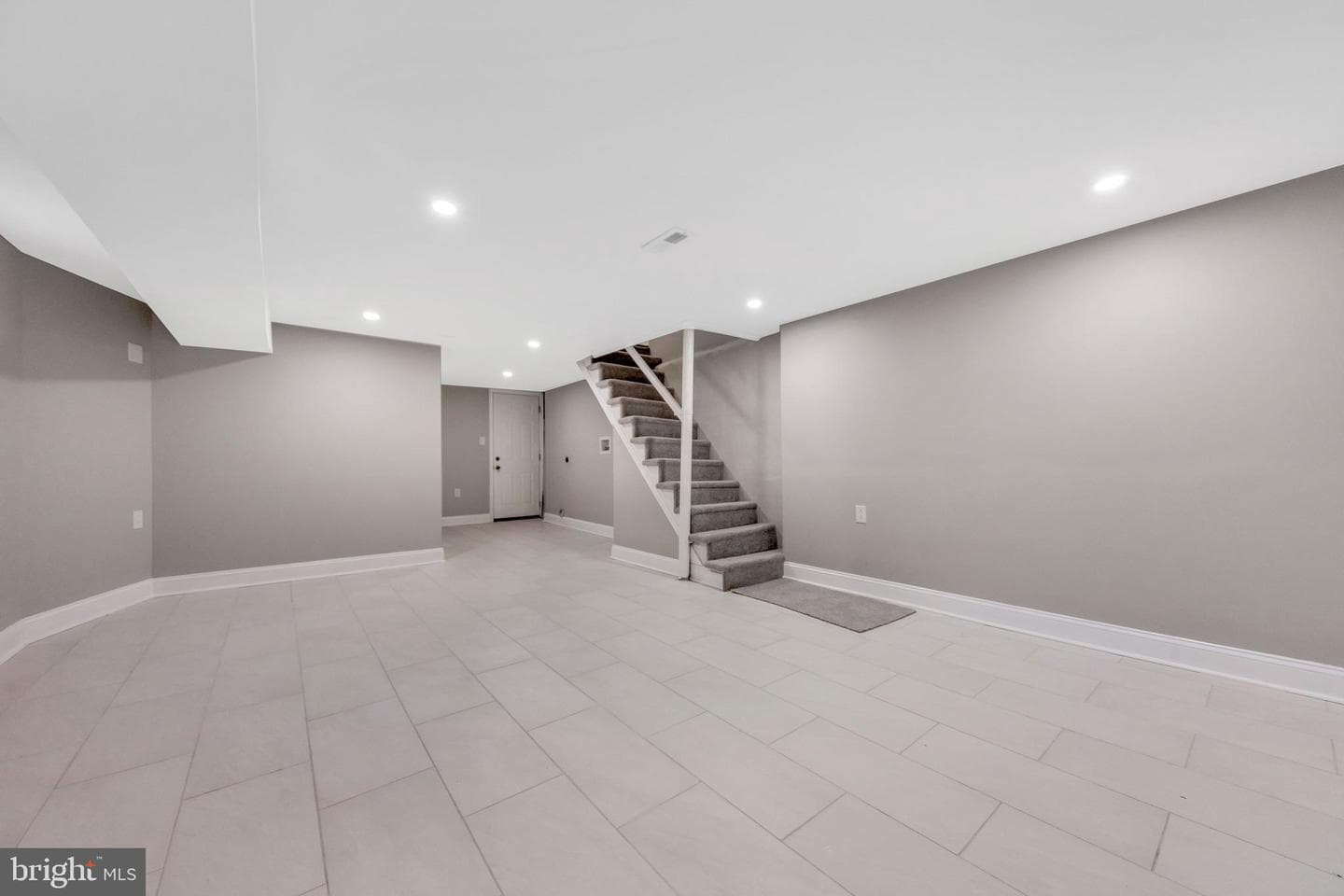 219 N Wycombe Avenue photo 48