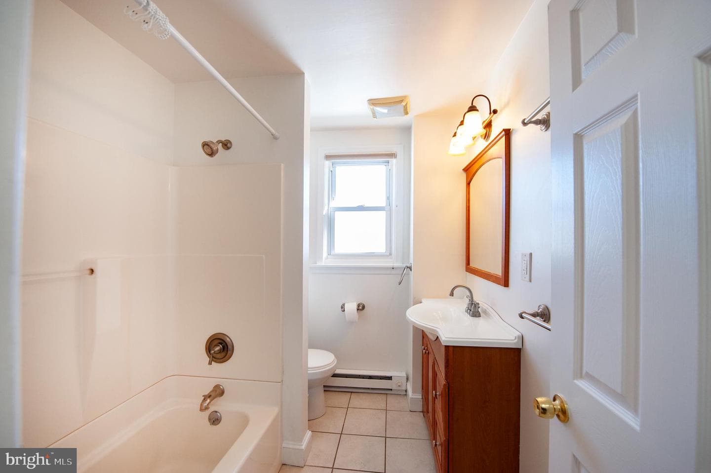 827 Aubrey Ave photo 13