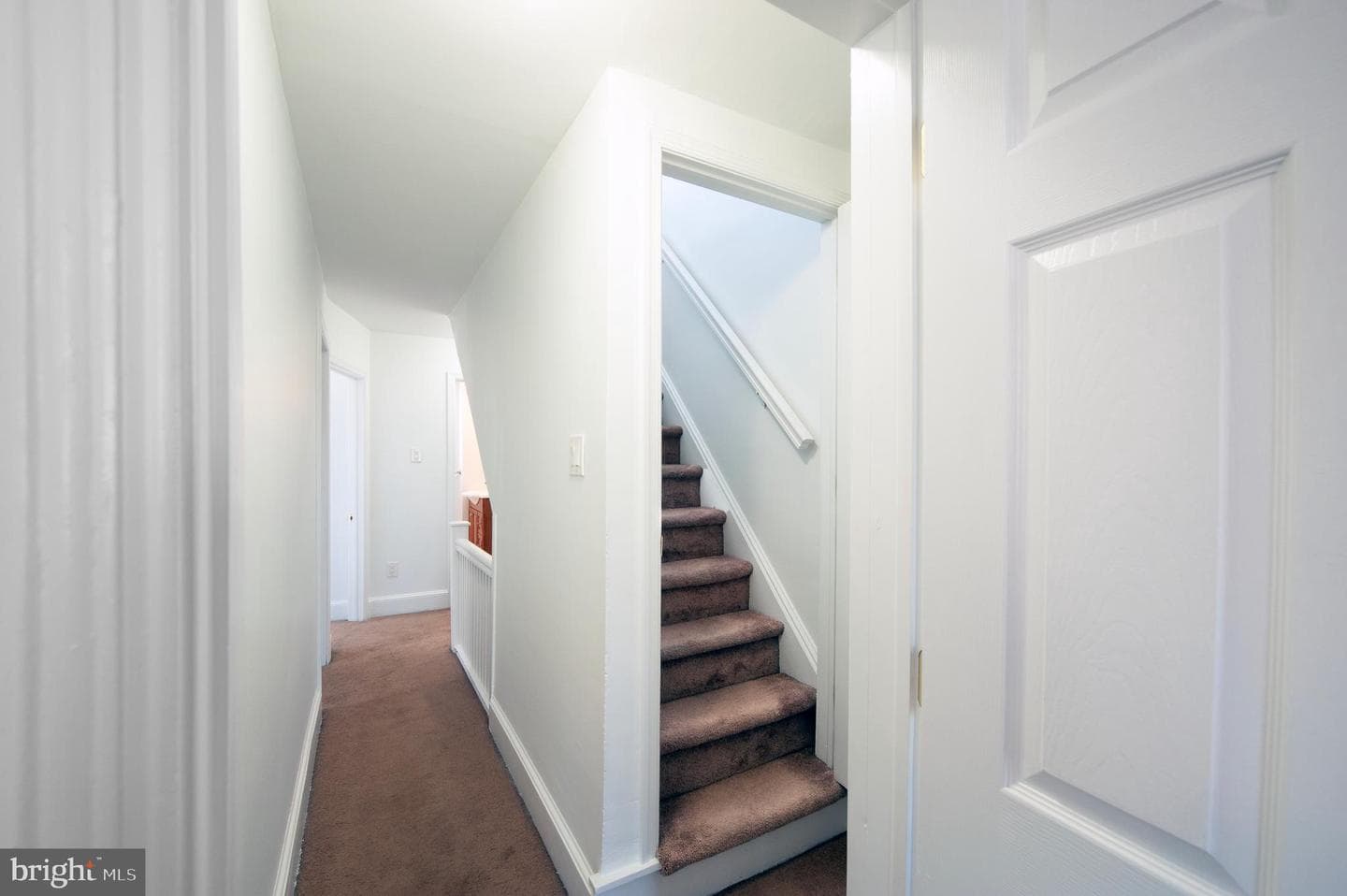 827 Aubrey Ave photo 20