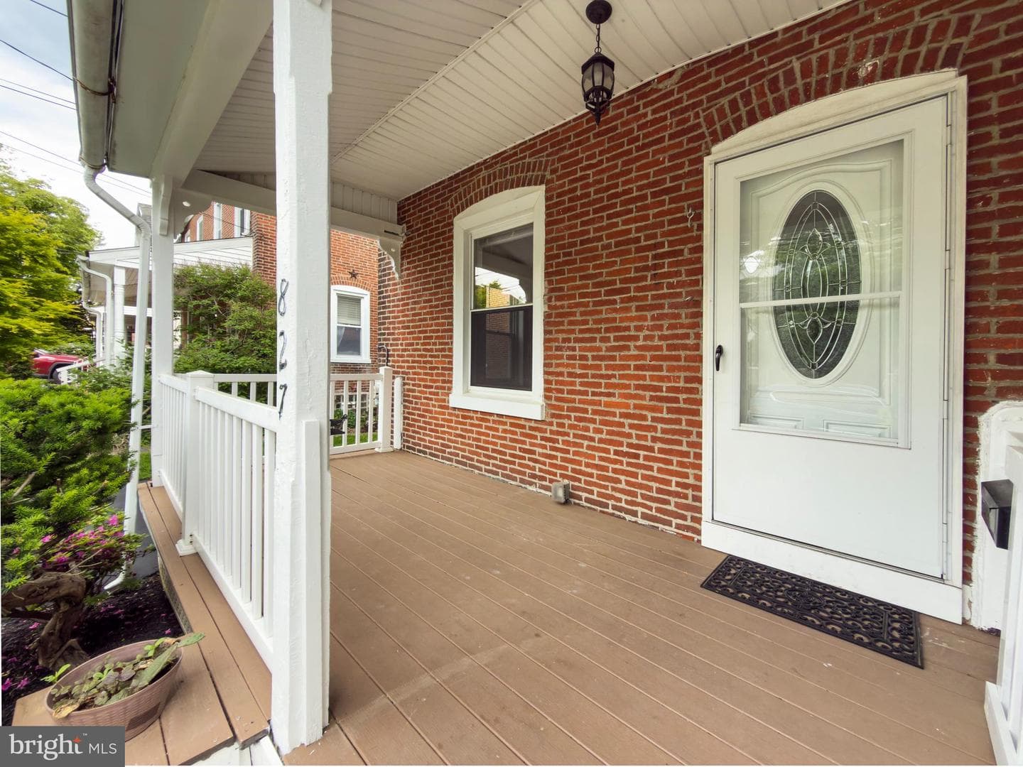 827 Aubrey Ave photo 3