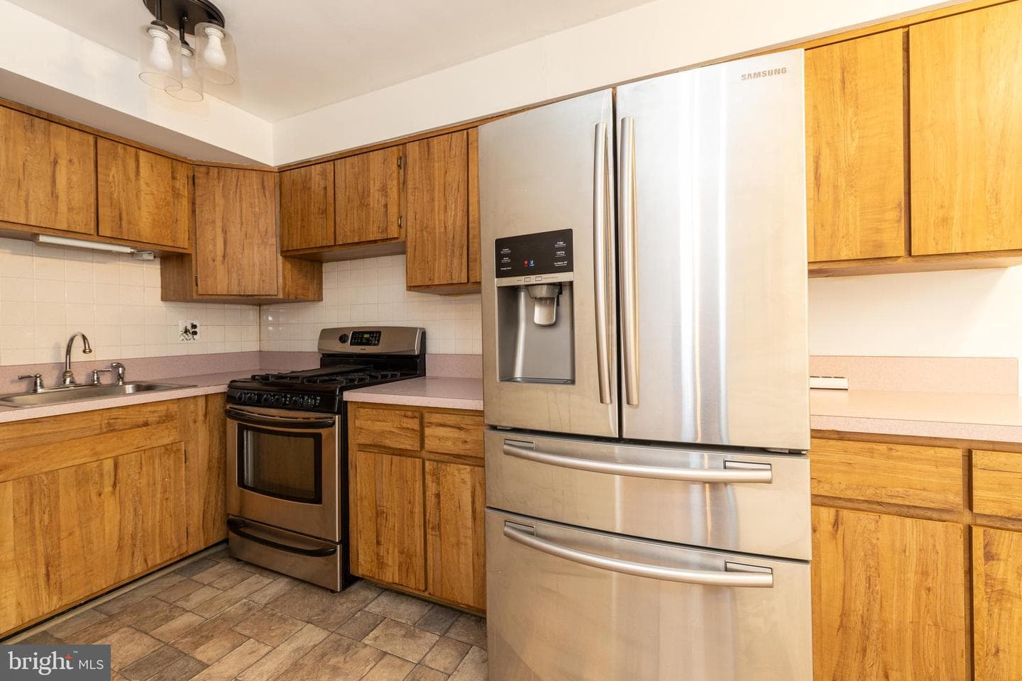 1420 Powell Road photo 15