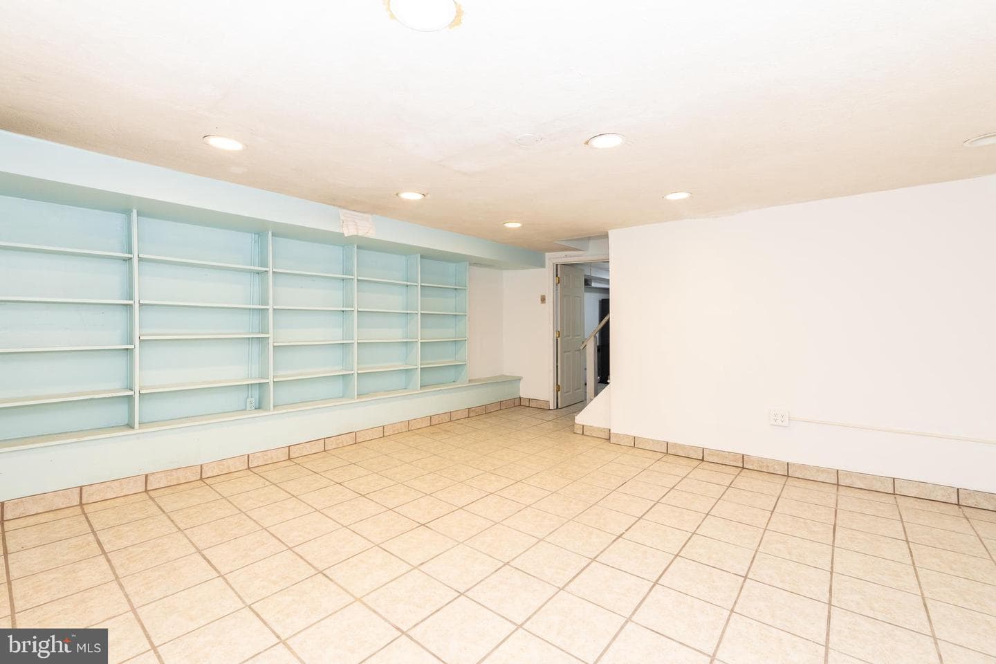 1420 Powell Road photo 33