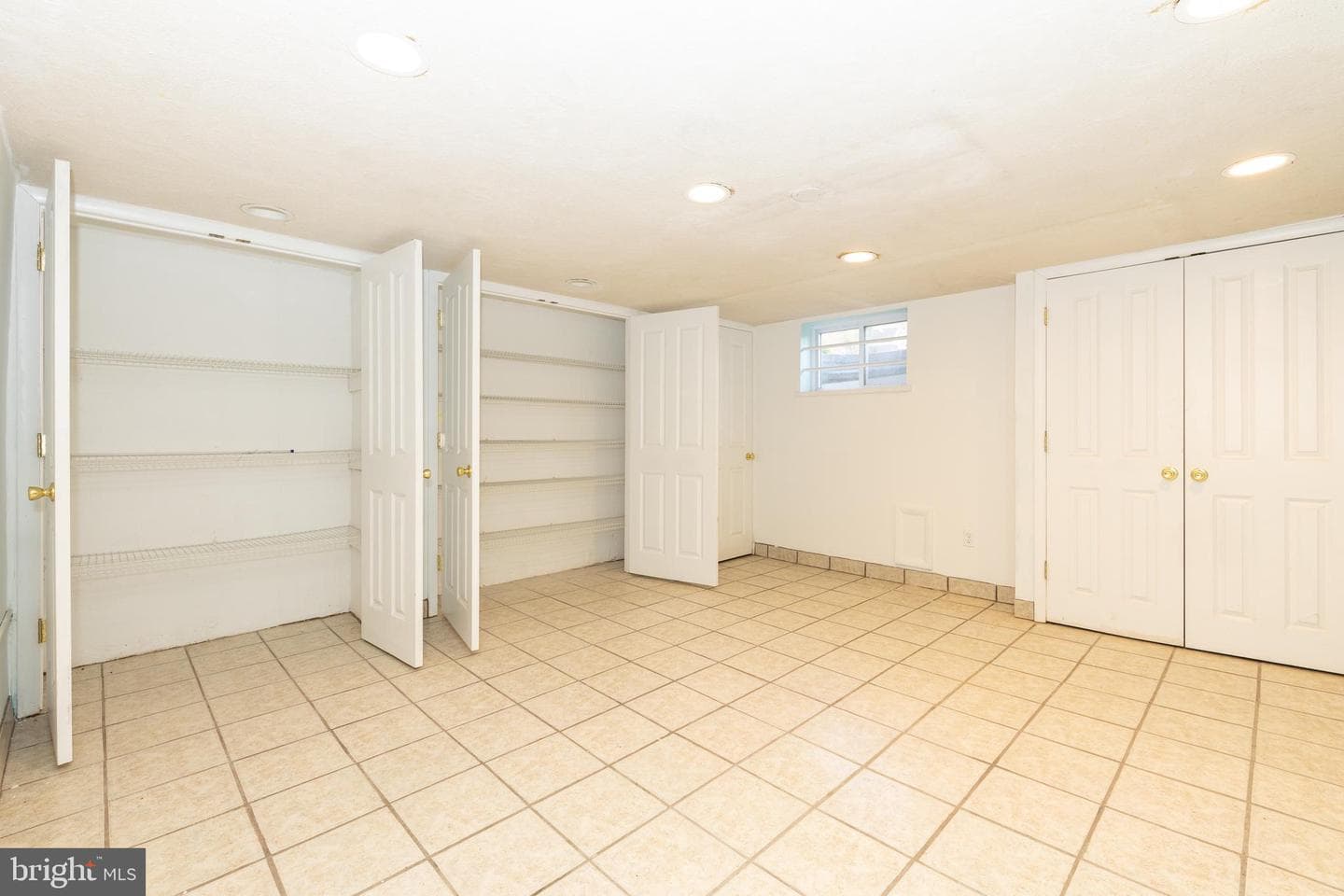 1420 Powell Road photo 35