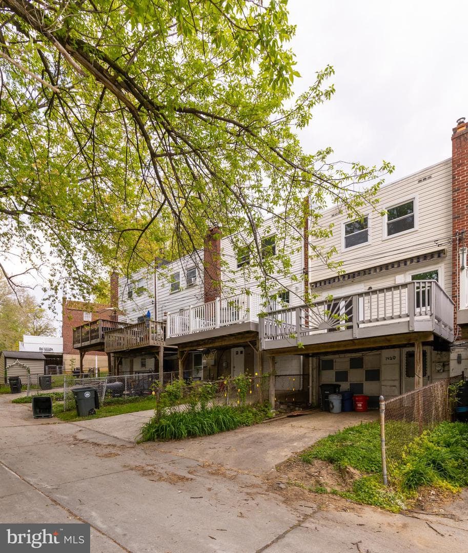 1420 Powell Road photo 45