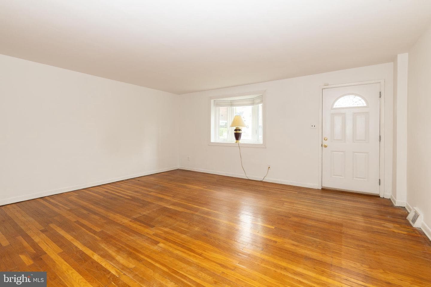 1420 Powell Road photo 8