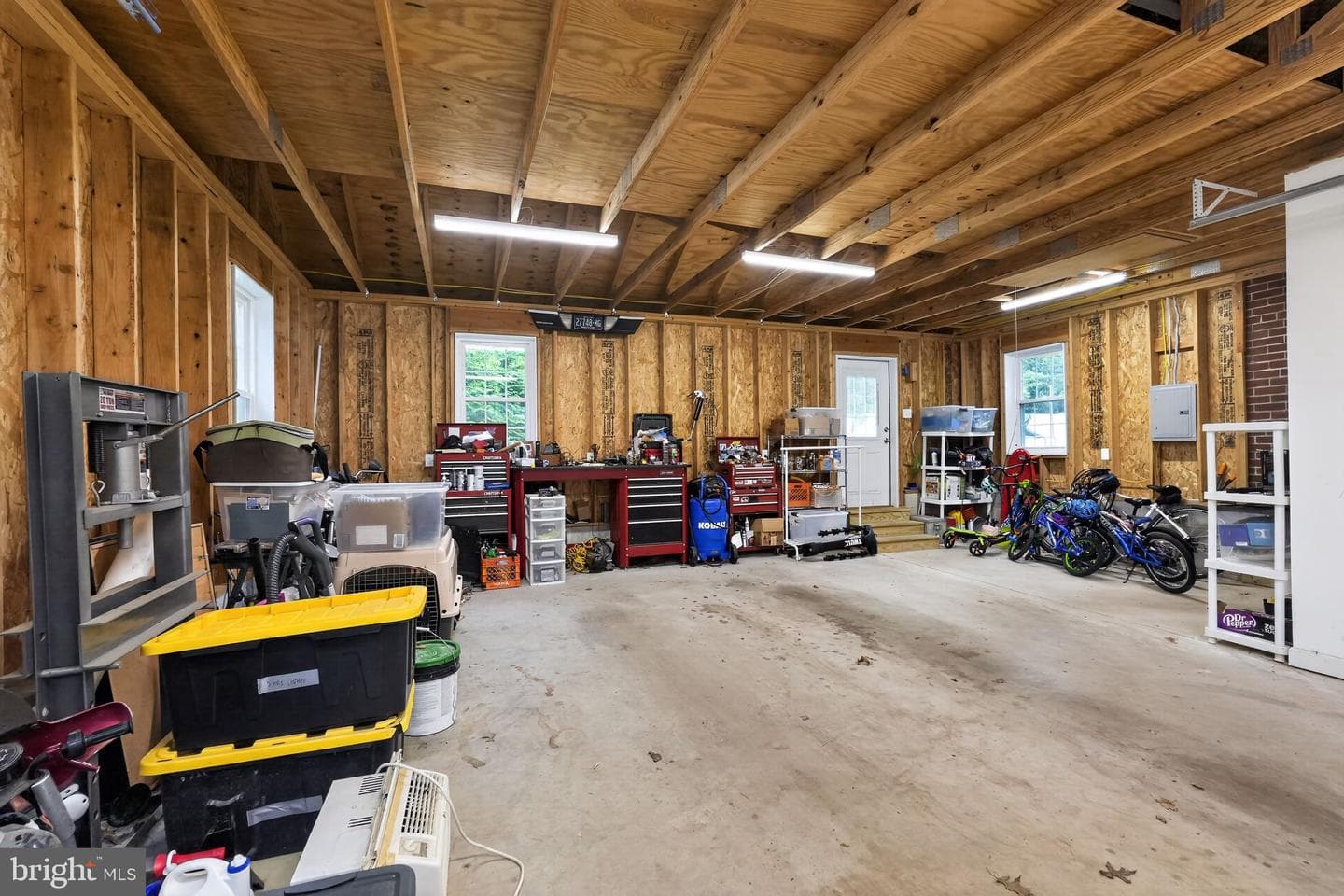 226 Canterbury Drive photo 35