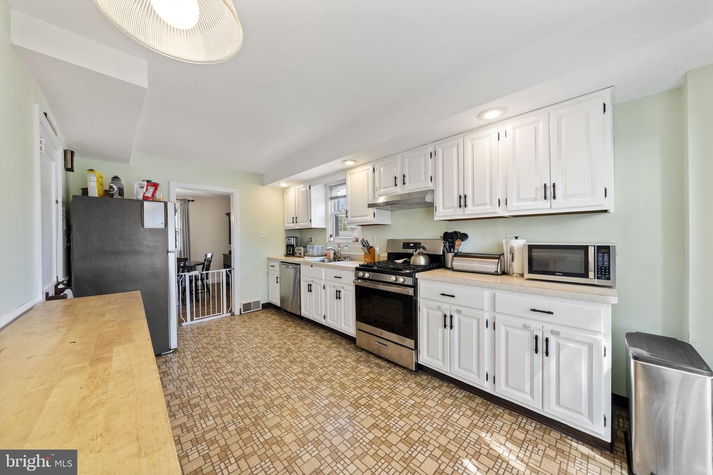 605 Circle Terrace photo 13