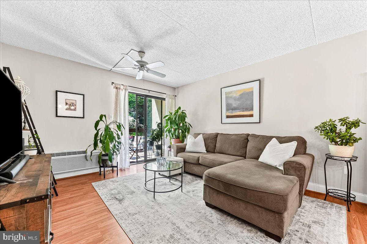 800 Avondale Road #2a photo 1