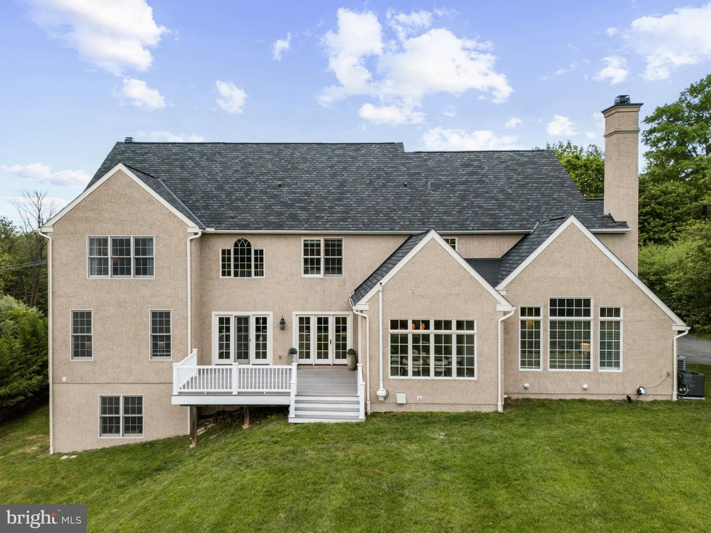 100 Water Mill Lane photo 122
