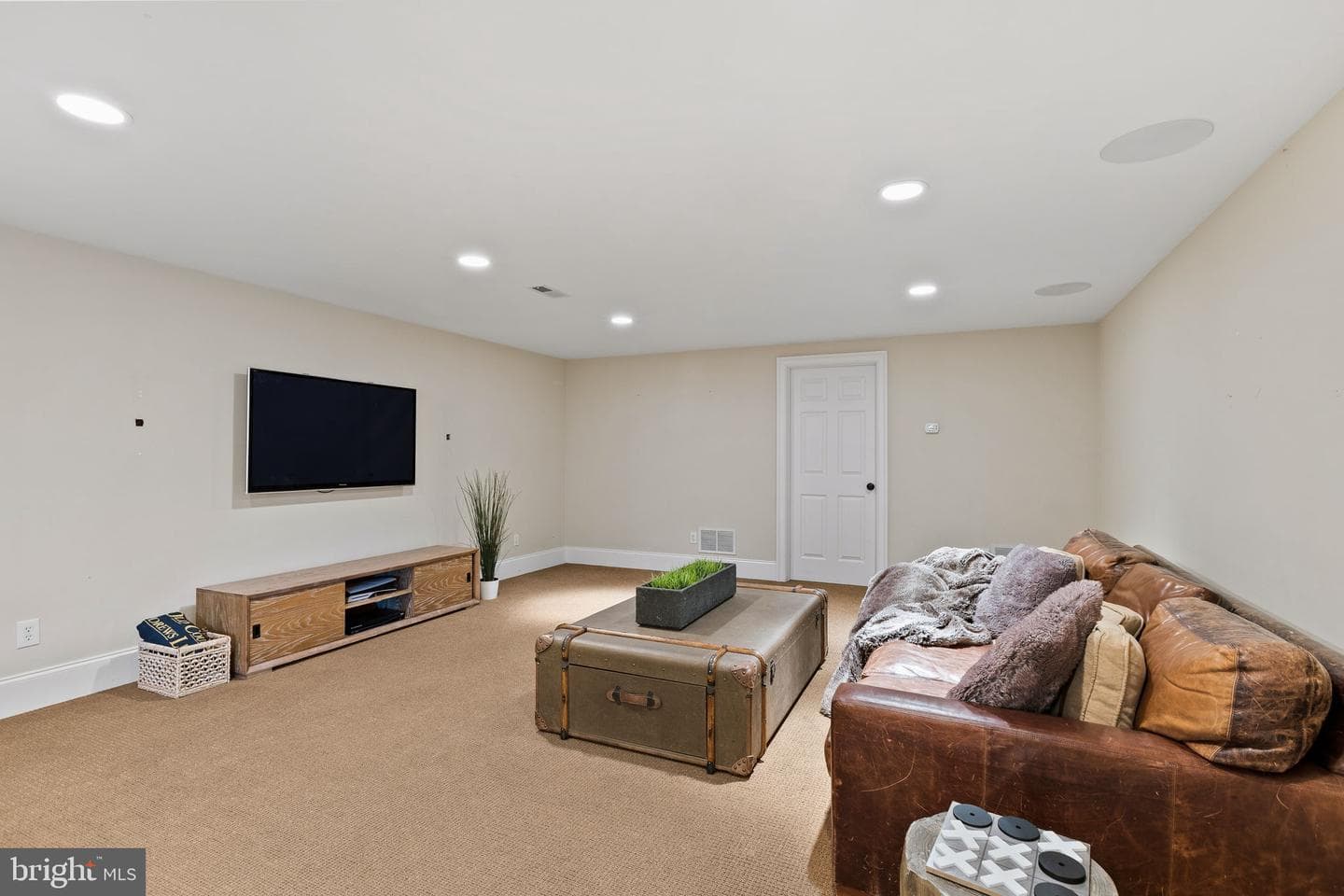 100 Water Mill Lane photo 63