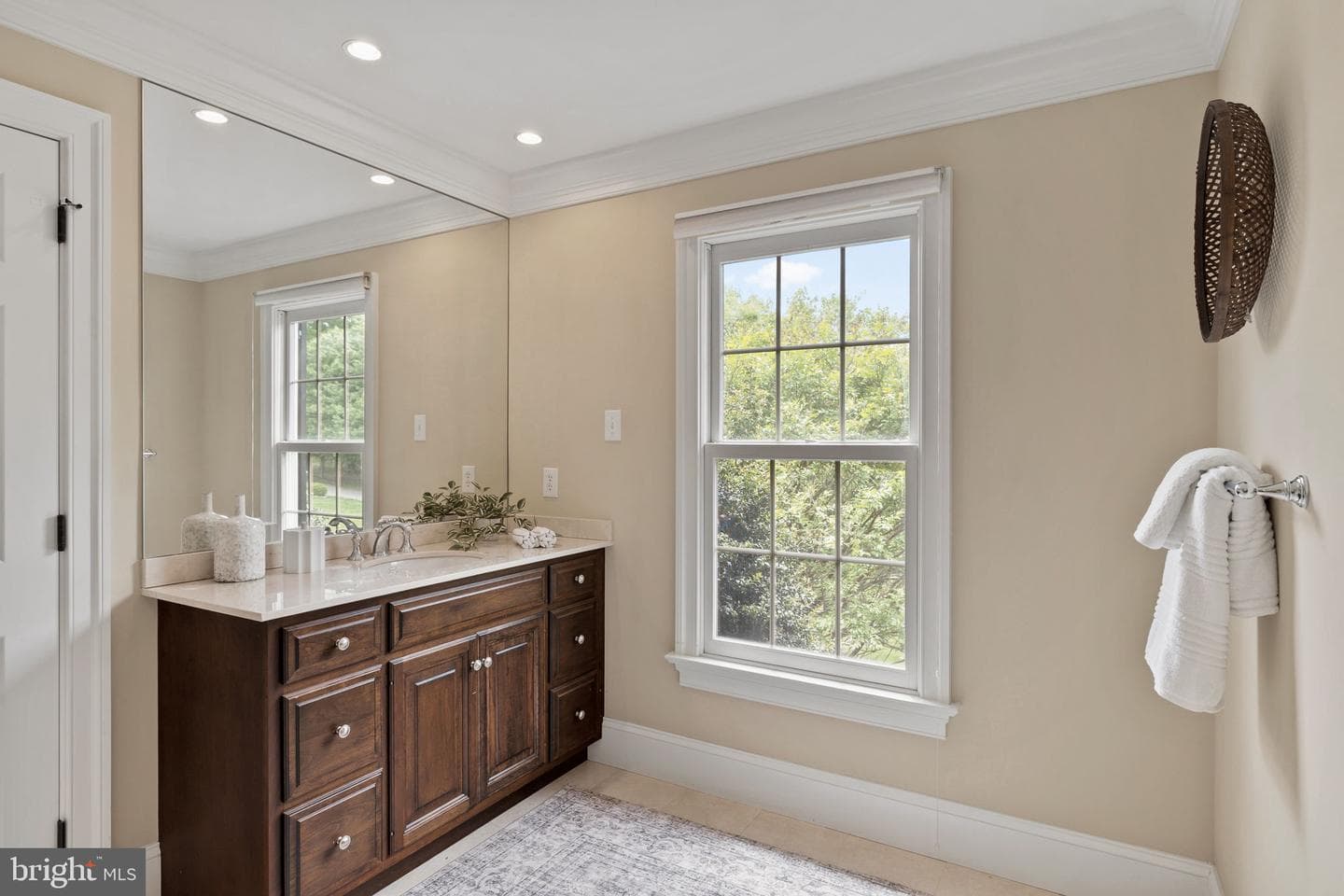 100 Water Mill Lane photo 87