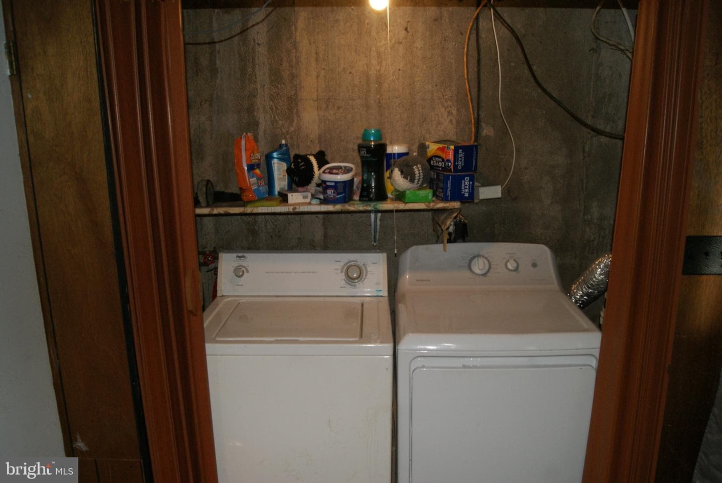 735 Grant Road photo 40