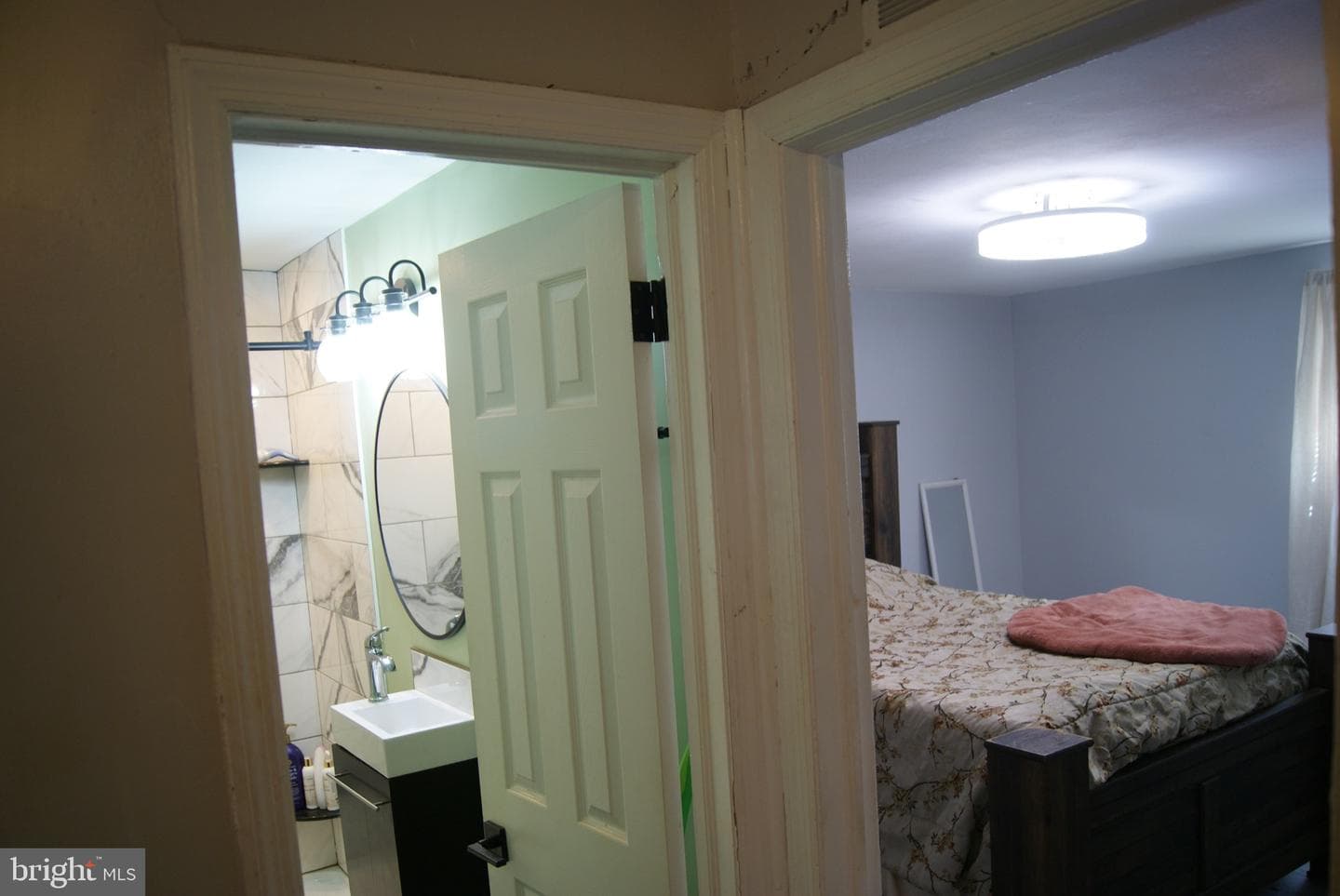735 Grant Road photo 44