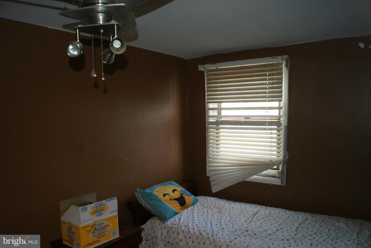 735 Grant Road photo 49