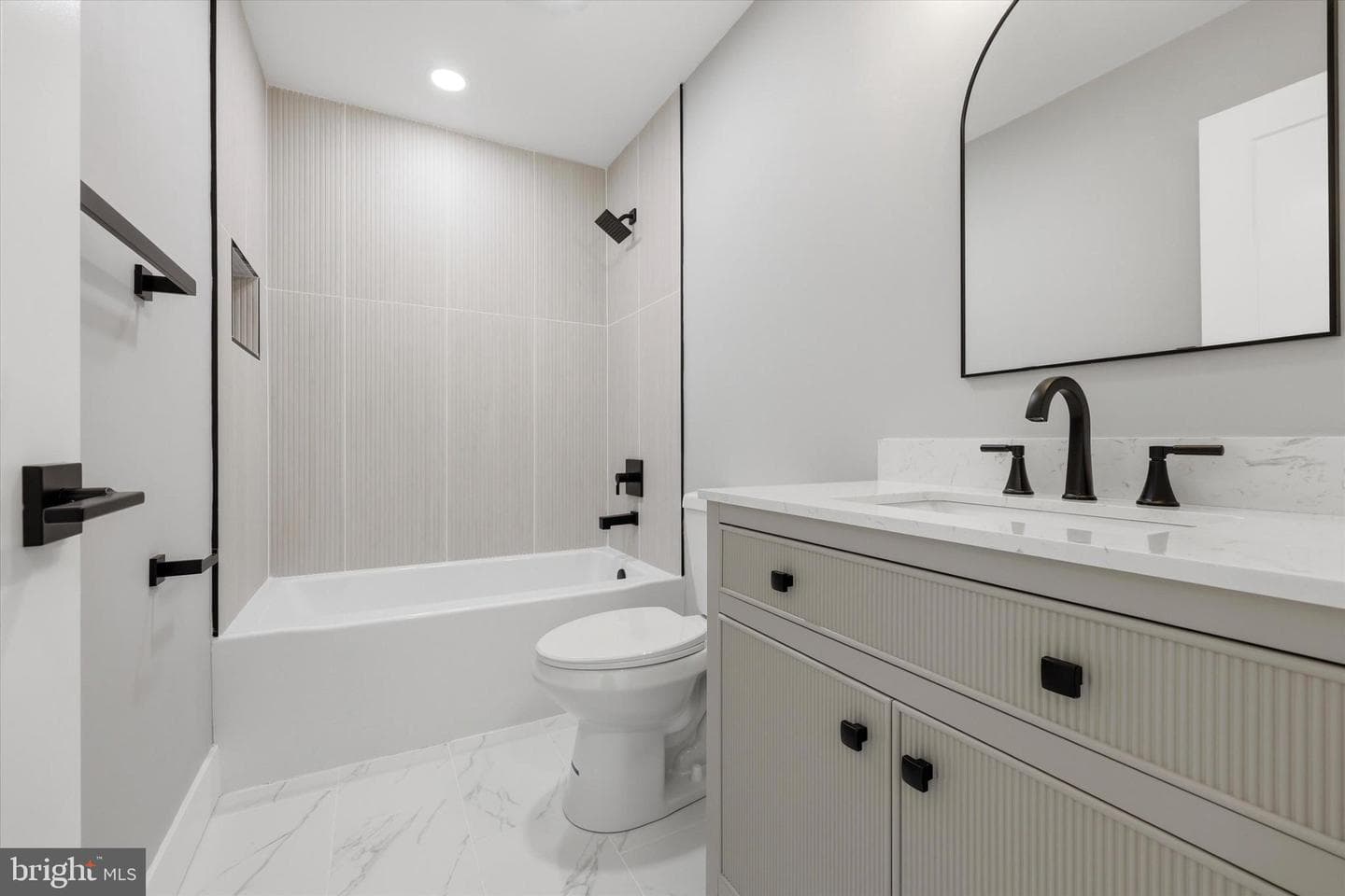 410 Bonsall Road photo 16
