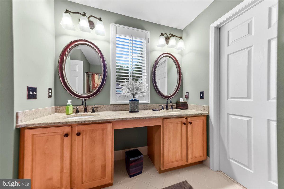 30 William Howard Drive photo 50