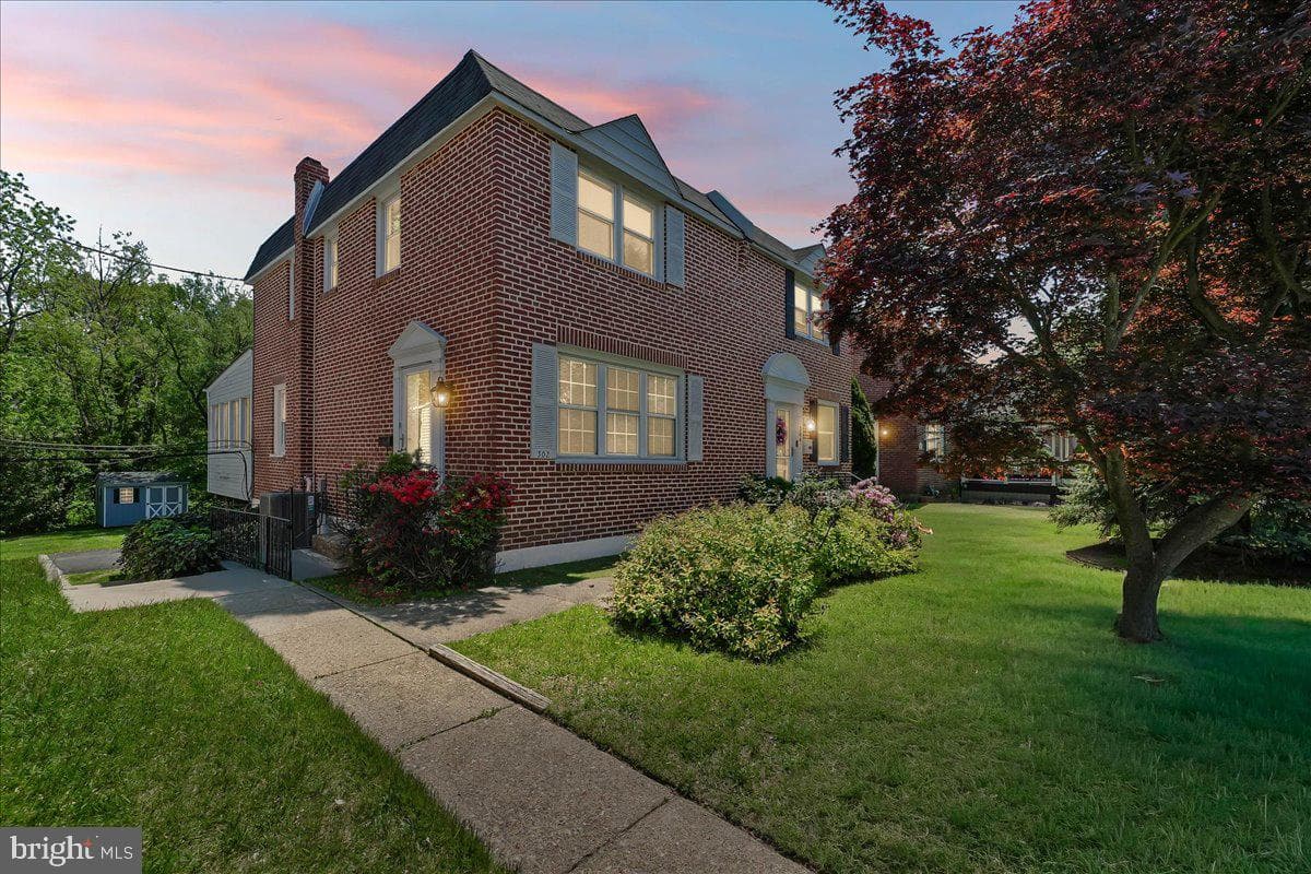 302 Lakeview Drive photo 35