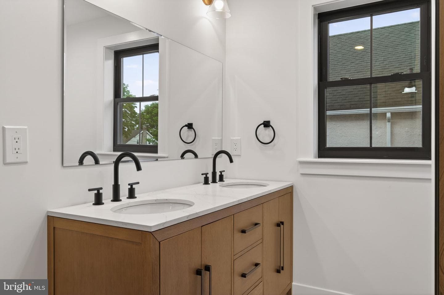 25 Oak Lane photo 20