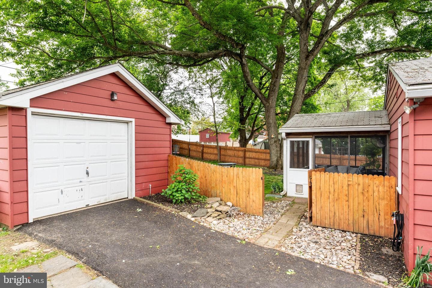 465 Briarhill Road photo 43