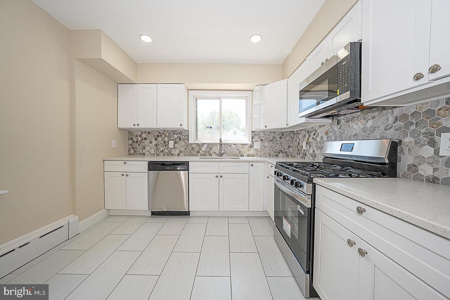 34 Lexington Avenue photo 25