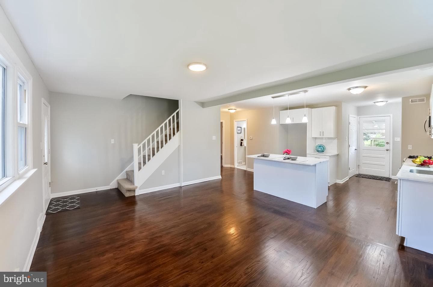 112 Upland Road photo 8