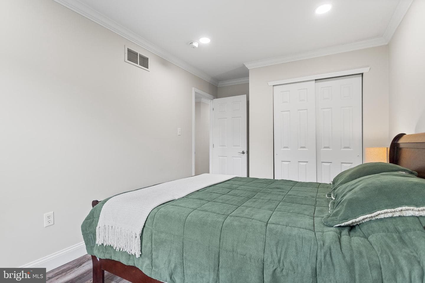 12 Hoag Lane photo 21