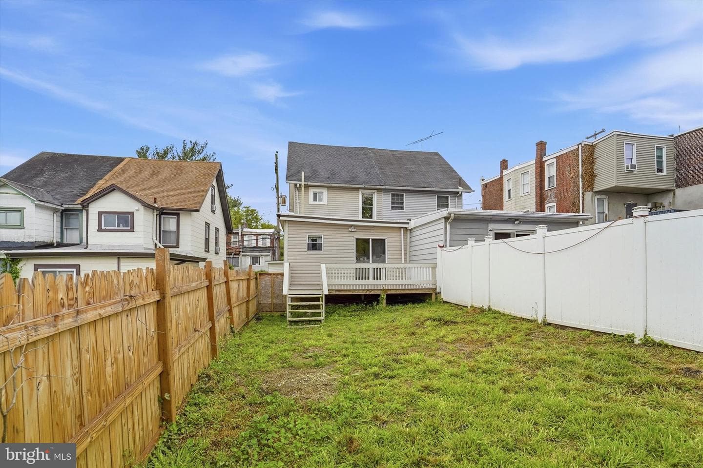 909 Pine Street photo 25