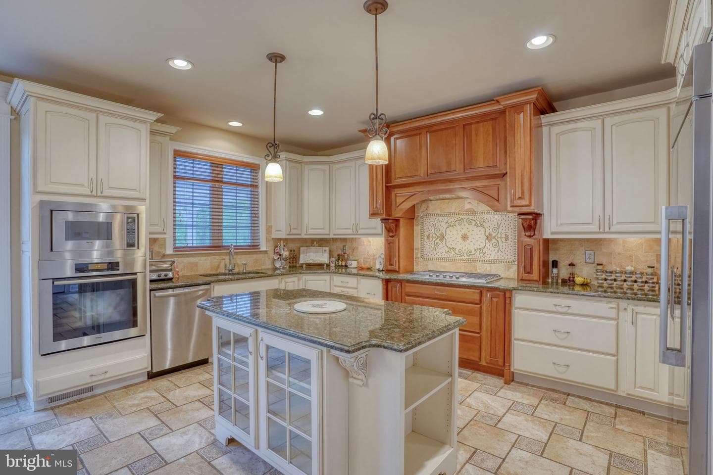 357 Willits Way photo 21