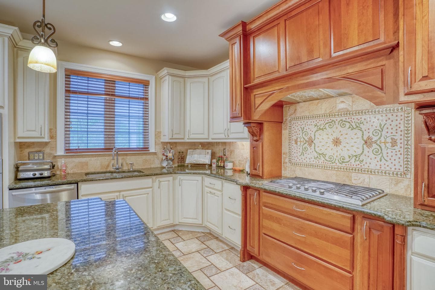 357 Willits Way photo 23