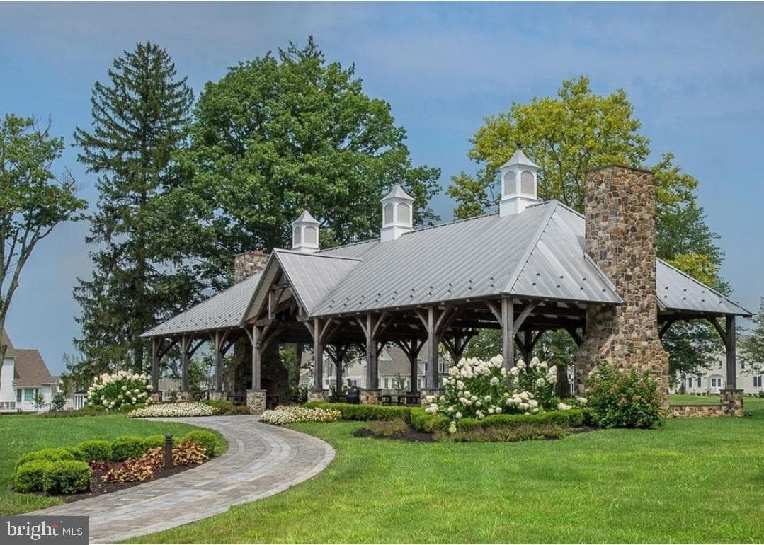 3702 Liseter Gardens photo 48