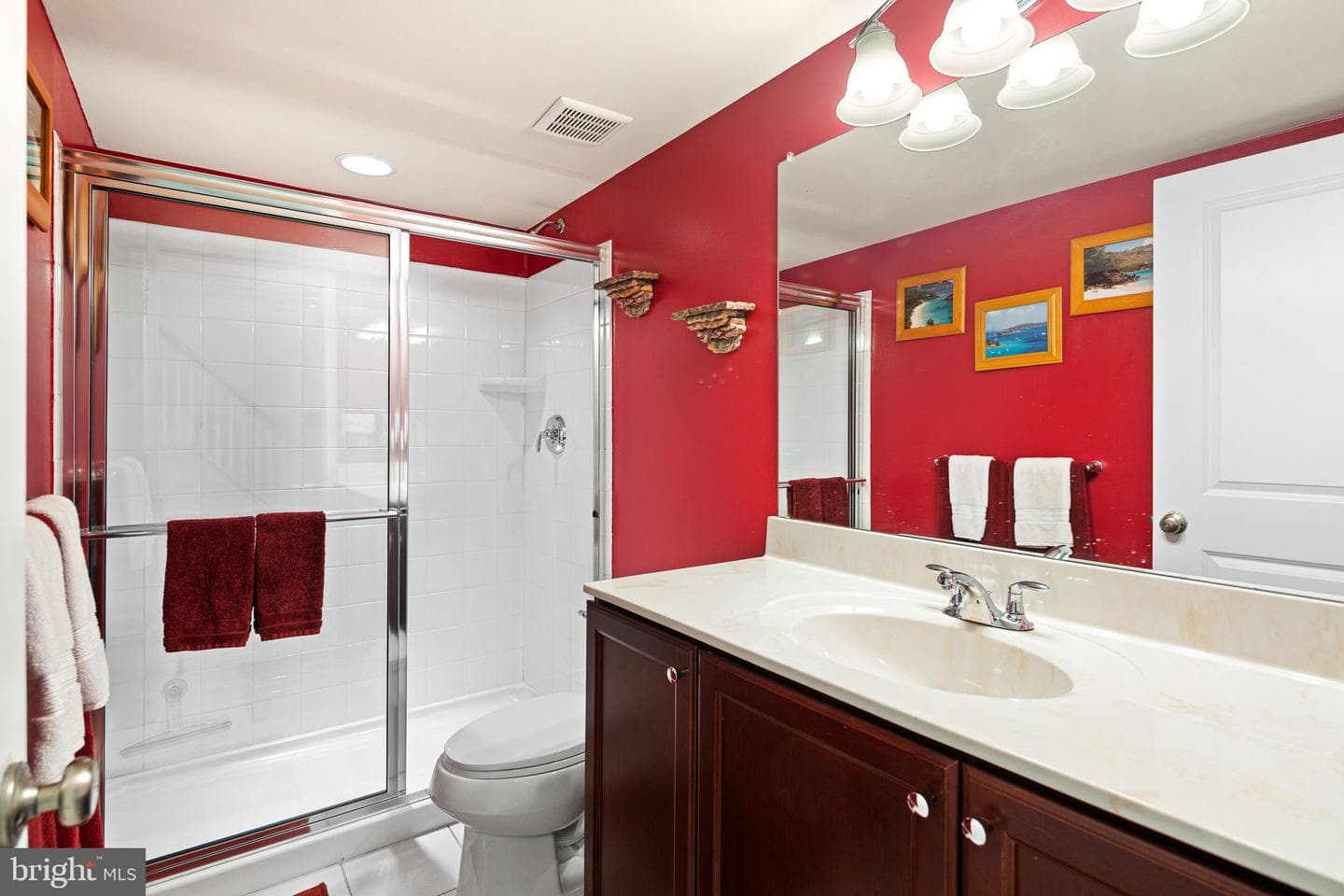 103 Murray Lane photo 5