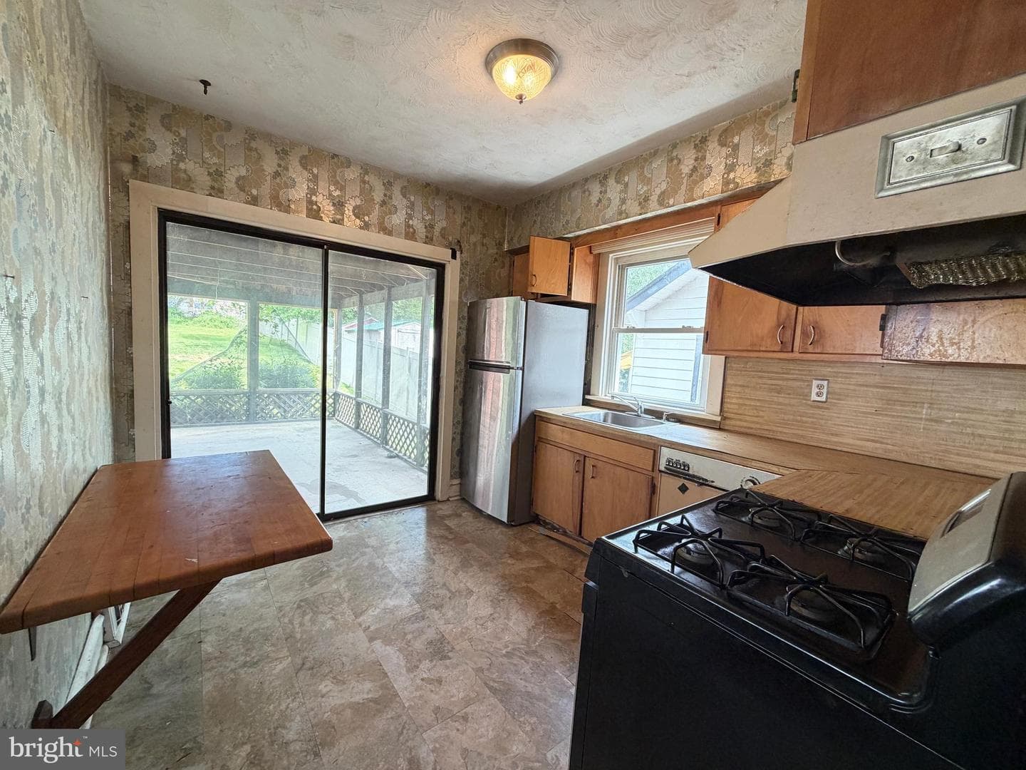 1404 Elmwood Avenue photo 33