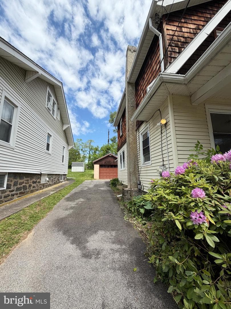 1404 Elmwood Avenue photo 97