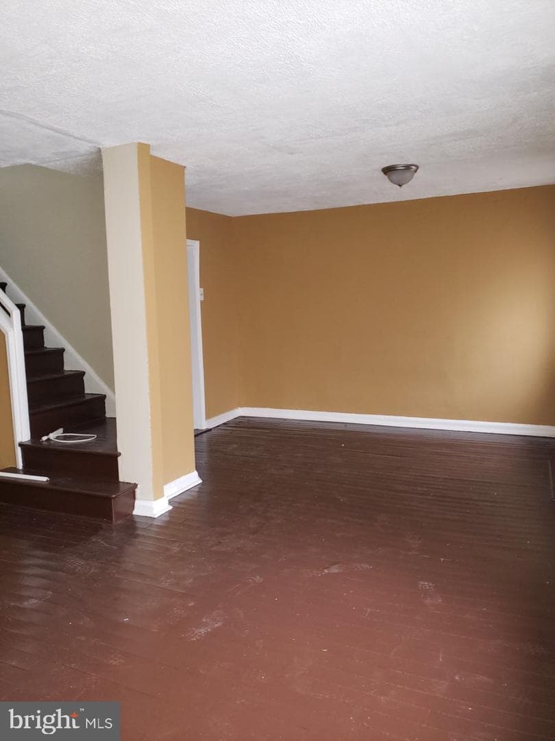 2710 Lehman Street photo 6