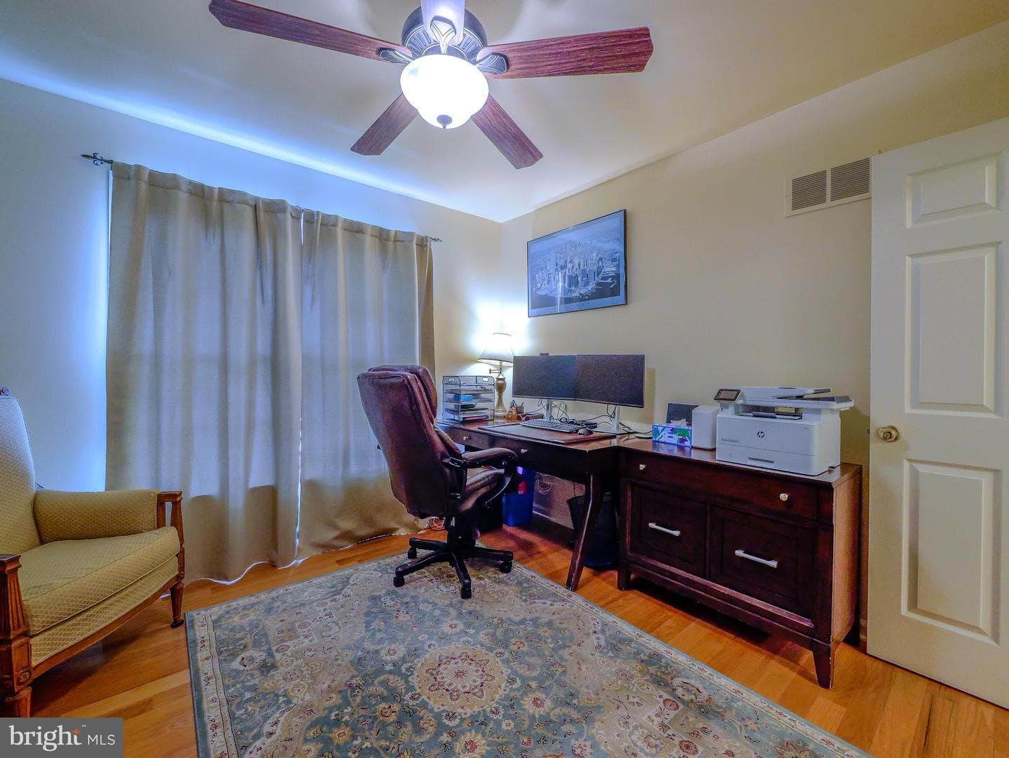 226 E Benedict Avenue photo 79
