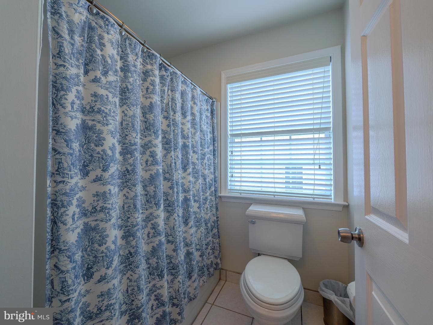 226 E Benedict Avenue photo 82