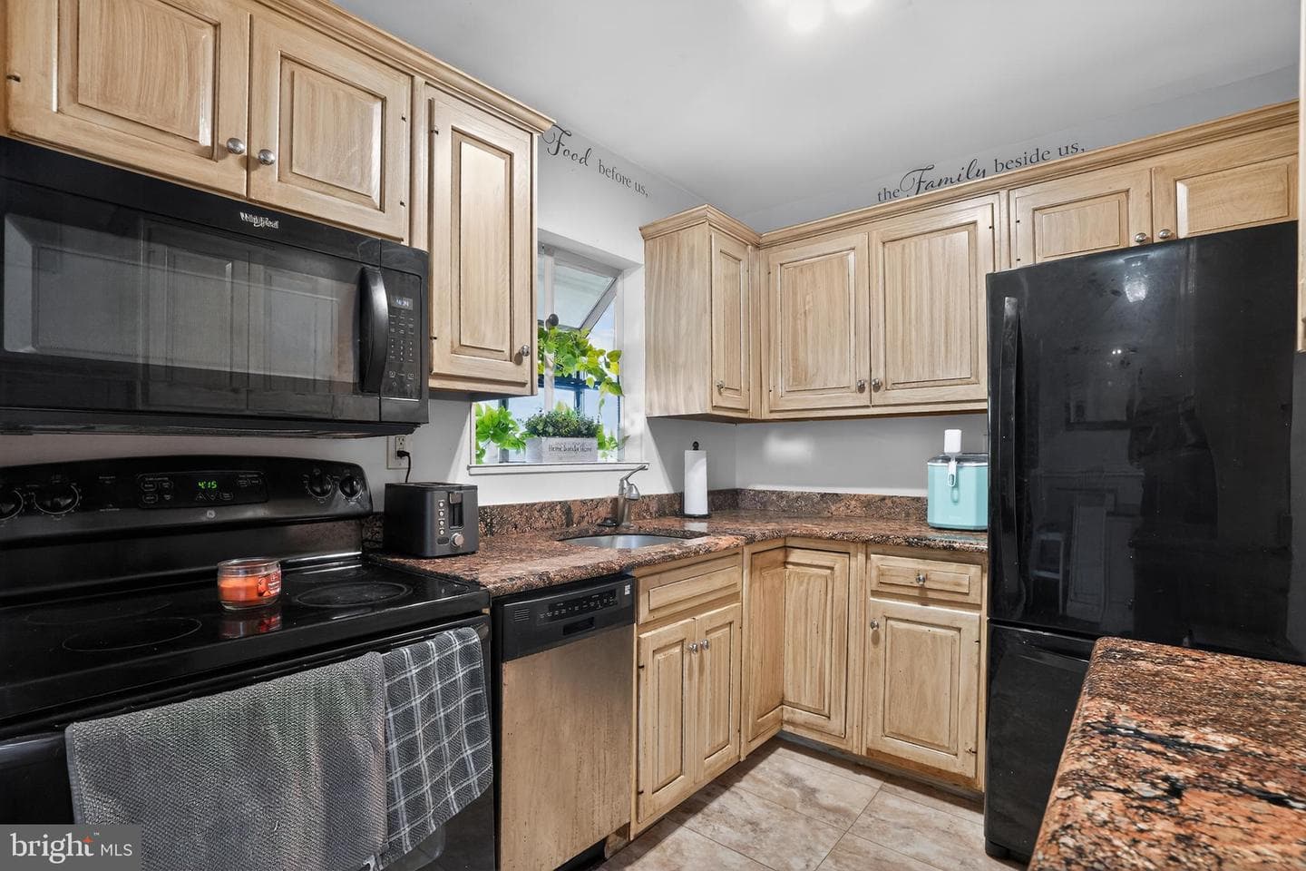 2112 Bridgewater Road photo 12