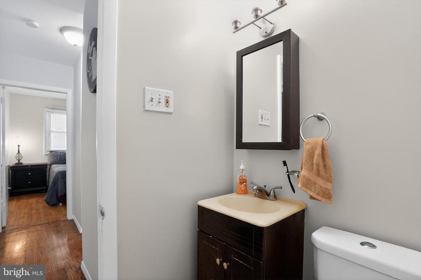 2112 Bridgewater Road photo 15