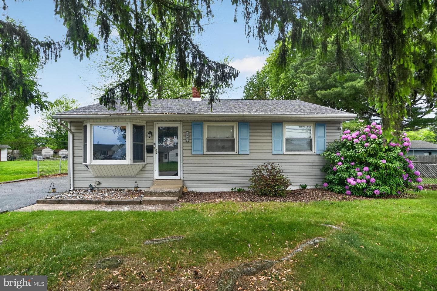 2112 Bridgewater Road photo 2