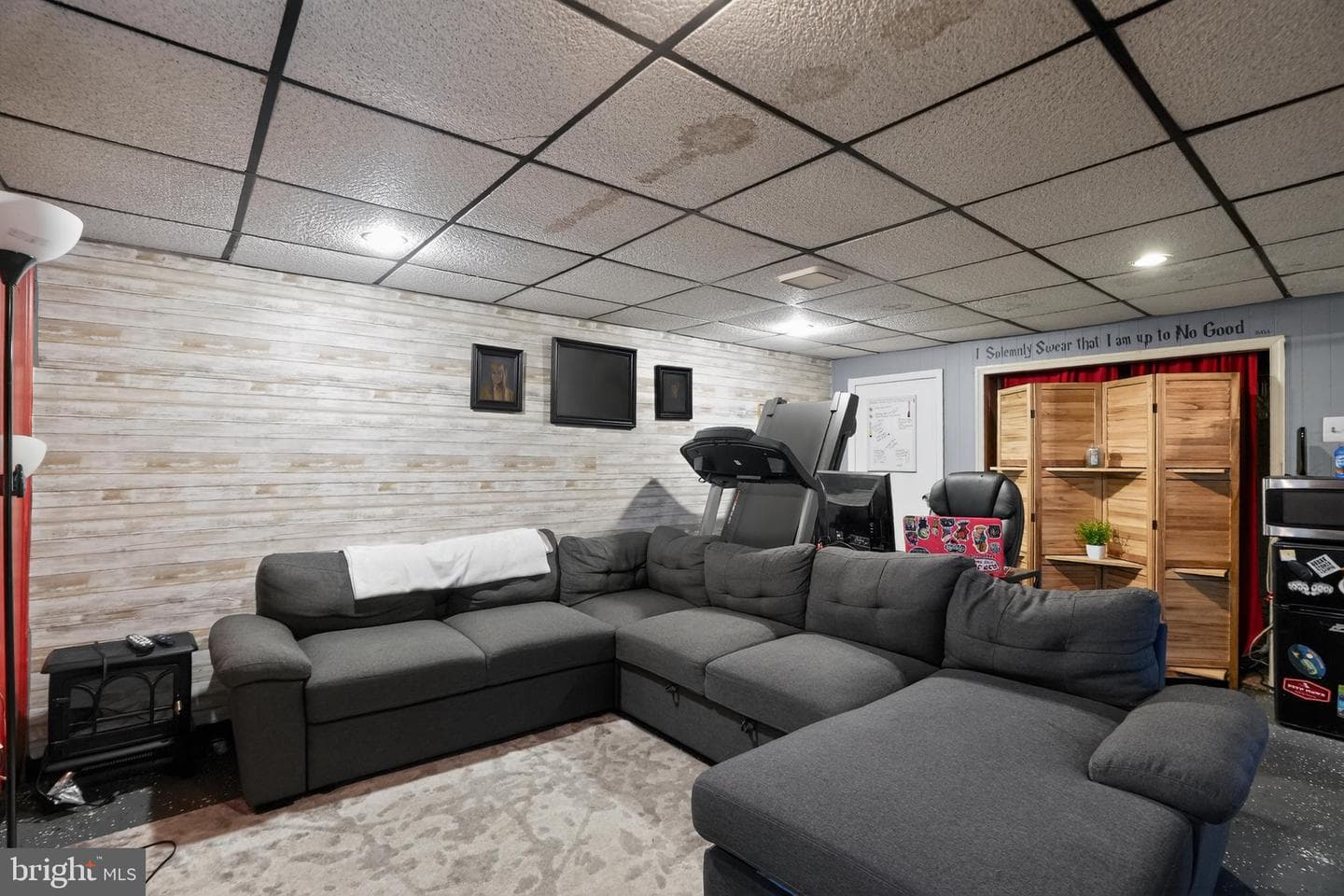 2112 Bridgewater Road photo 23