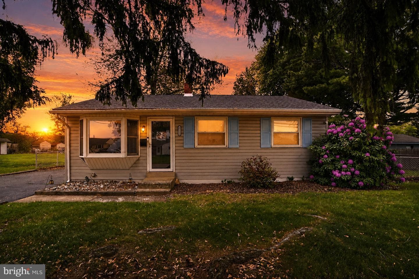 2112 Bridgewater Road photo 32
