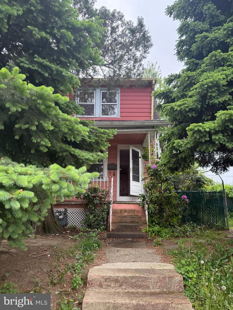 426 Custer Avenue