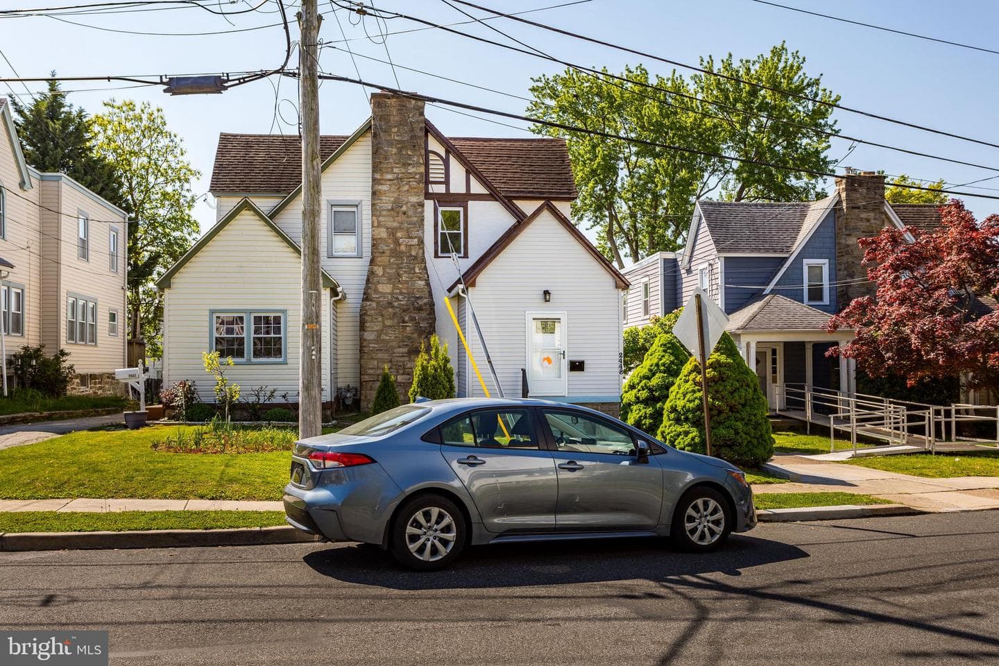 2448 Mansfield Avenue photo 4