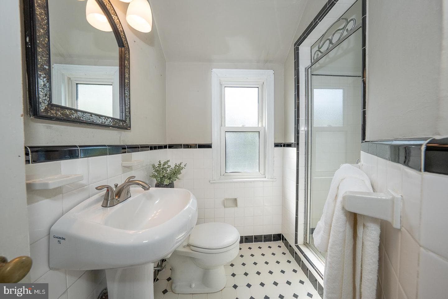1249 Cornell Avenue photo 24