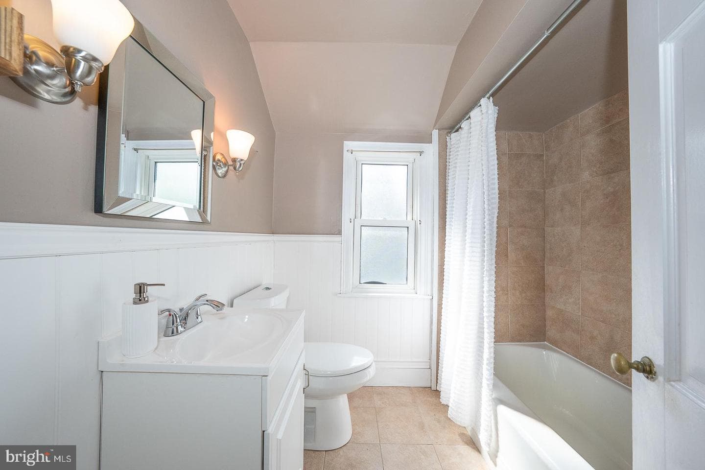 1249 Cornell Avenue photo 30